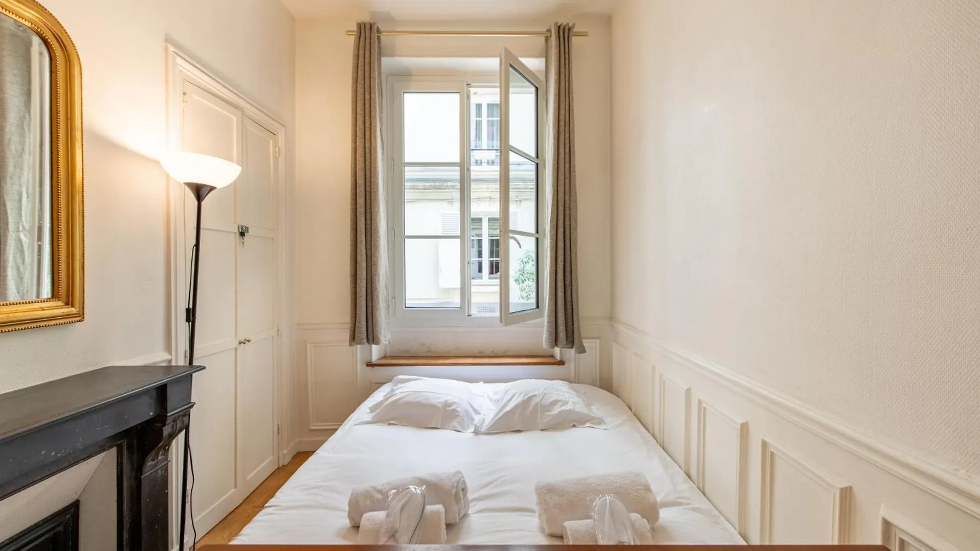 Pereire-Cosy Appartement Porte Maillot Palais Des Congres Paris 0*,